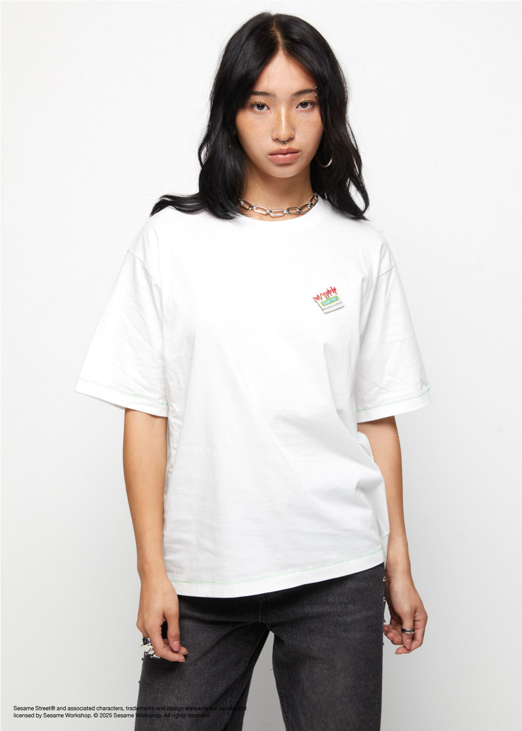 SESAME GRAPHIC STITCHING TEE - CPS Chaps Official Store