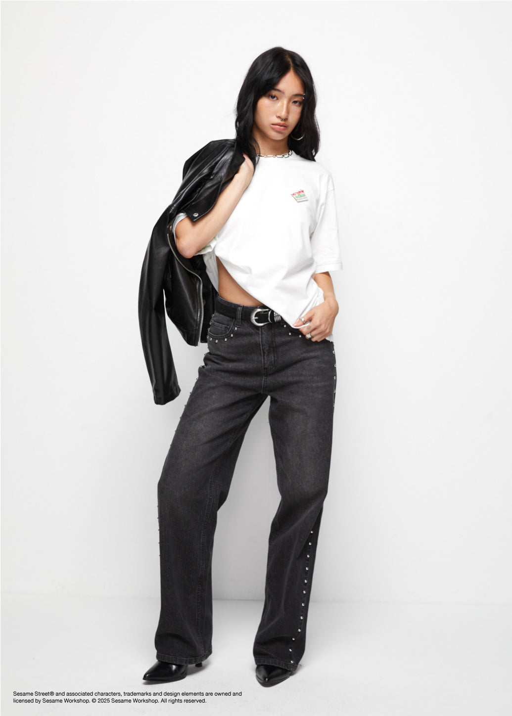 SESAME GRAPHIC STITCHING TEE - CPS Chaps Official Store