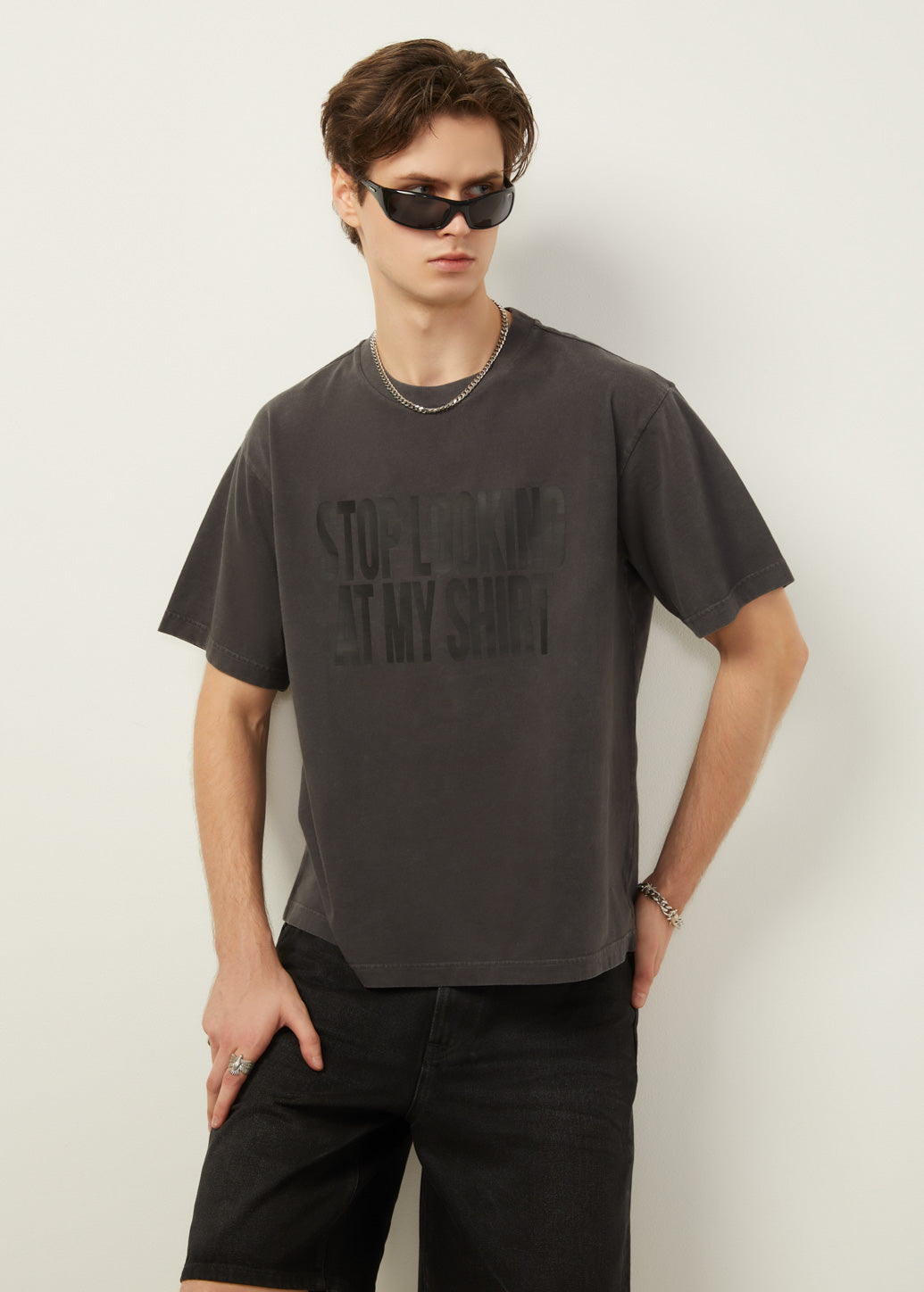 RELAXED FIT TYPOGRAPHY GRAPHIC TEE