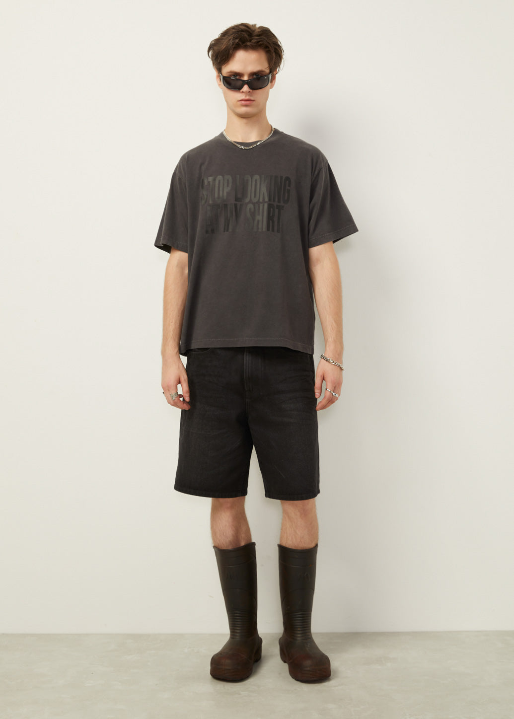RELAXED FIT TYPOGRAPHY GRAPHIC TEE
