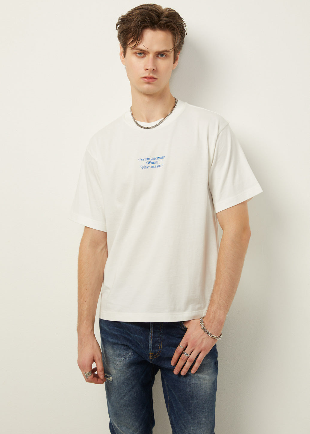 CROPPED TYPOGRAPHY GRAPHIC TEE