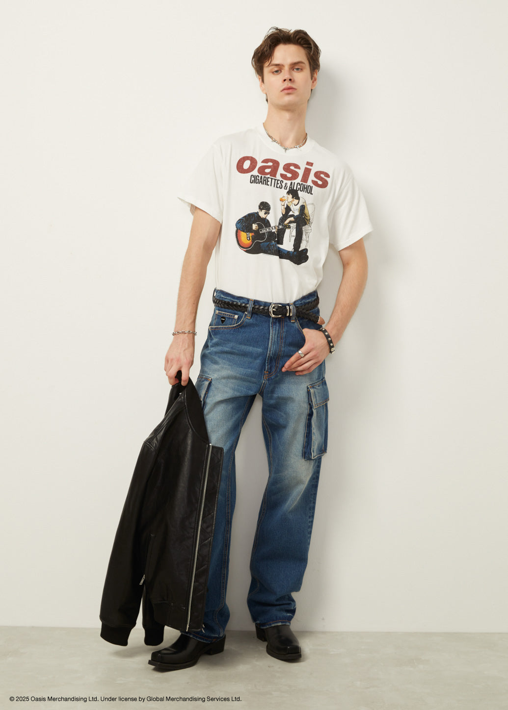 OASIS RETRO GRAPHIC TEE
