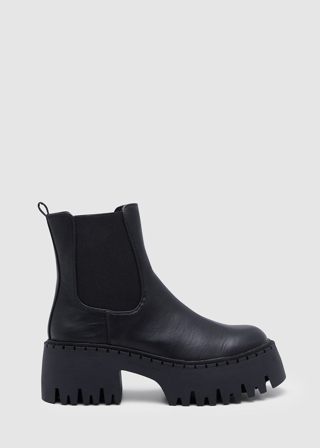 CHUNKY CHELSEA BOOTS