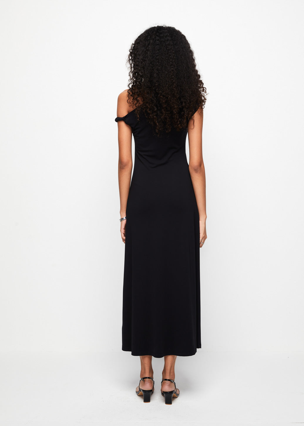 ONE SHOULDER DRESS