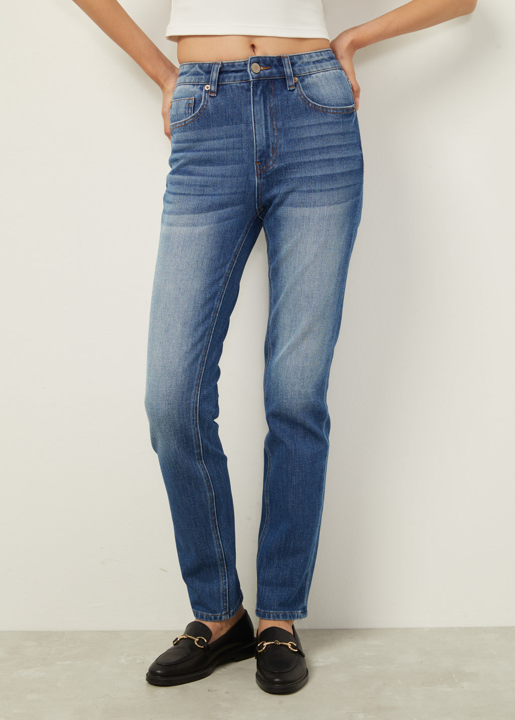 SLIM FIT JEANS