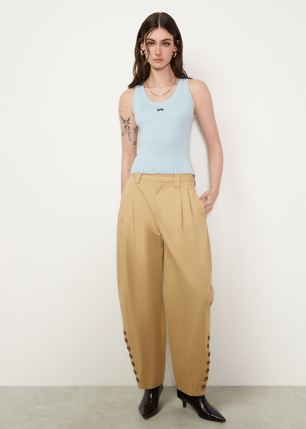 BARREL PANTS WITH BUTTON DETAIL