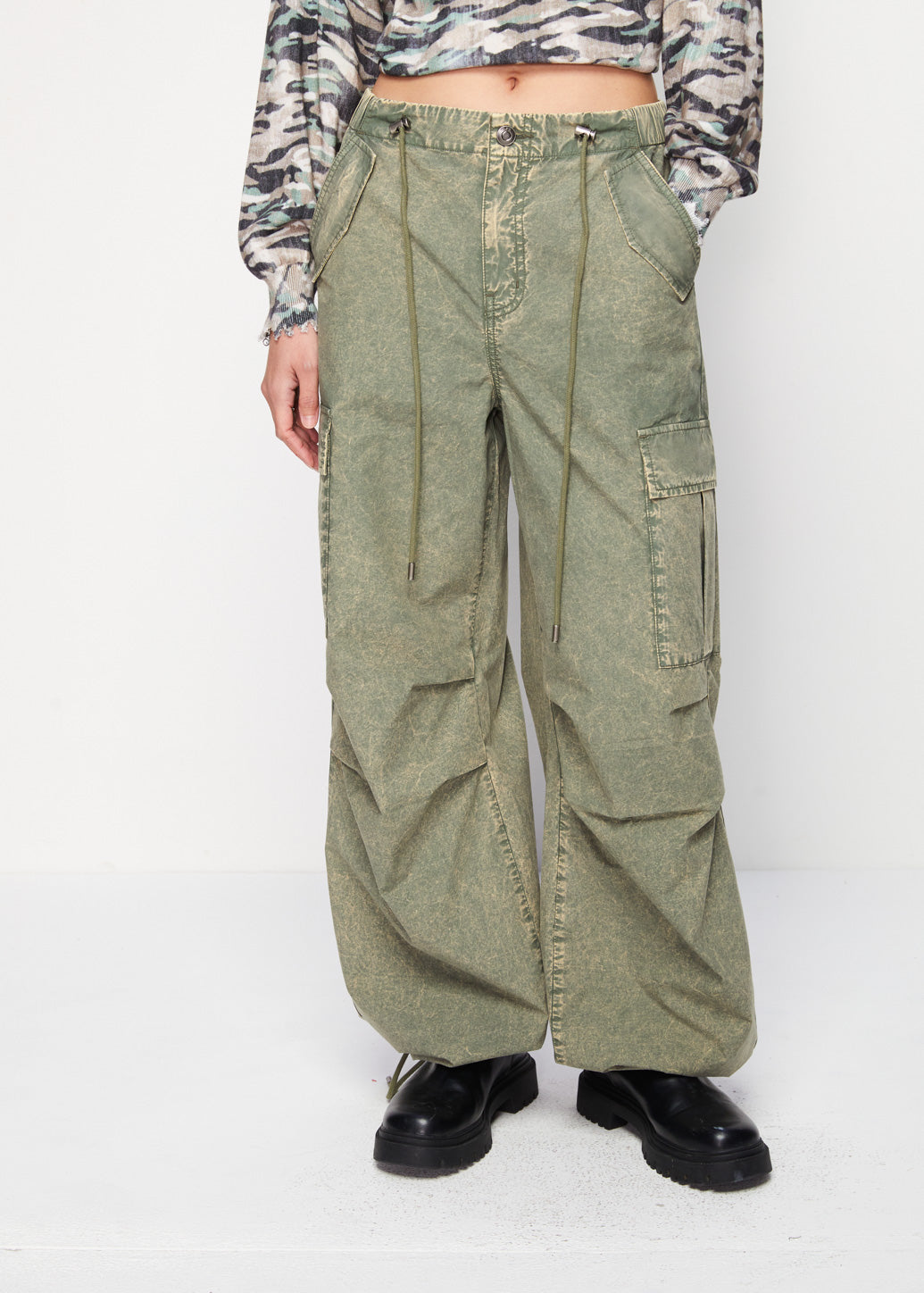 RUCHED DRAWSTRING PANTS