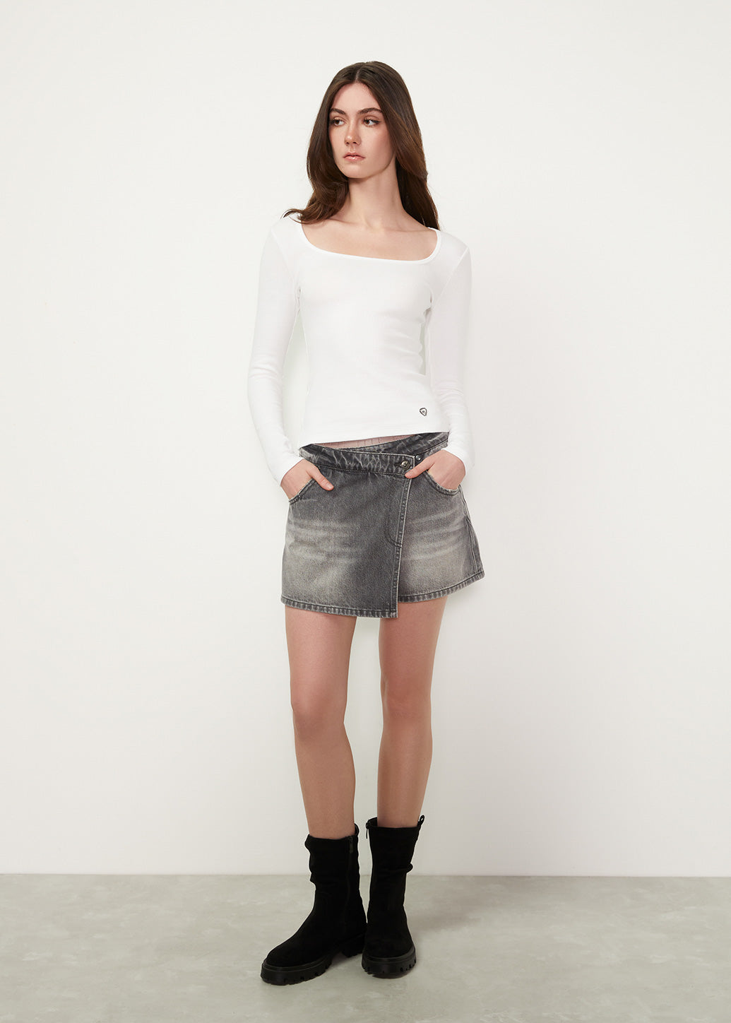 WRAPPED MEDIUM RISE JEANS SKORTS