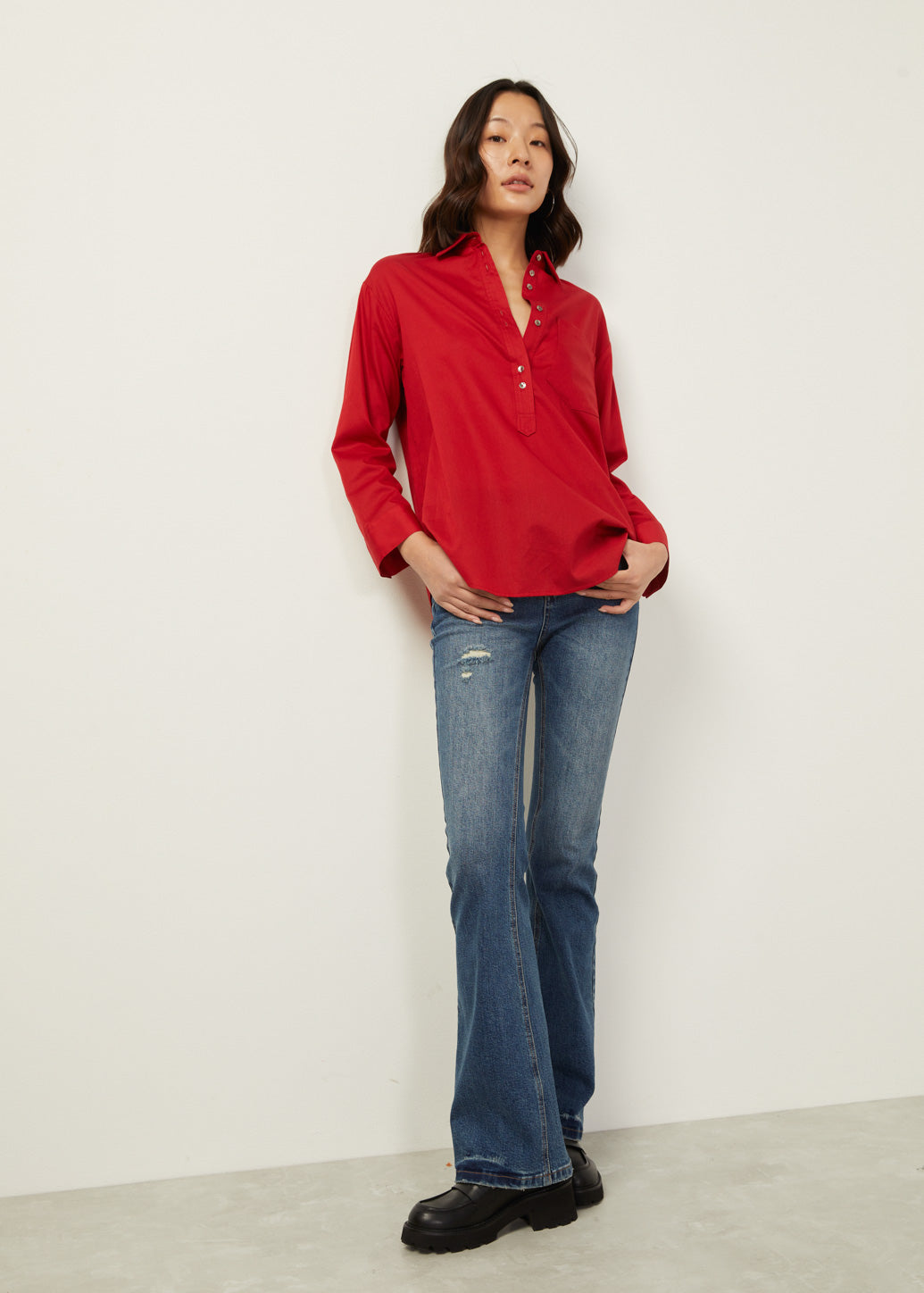 OVERSIZED HALF-BUTTON SHIRT