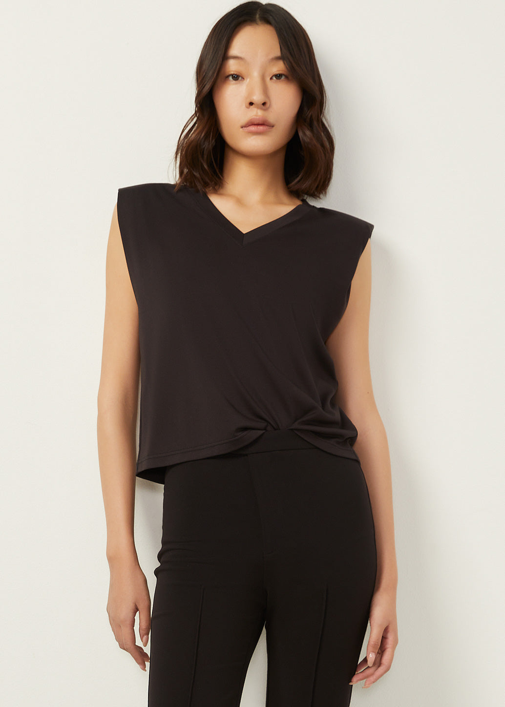 SHOULDER PAD SLEEVELESS TOP