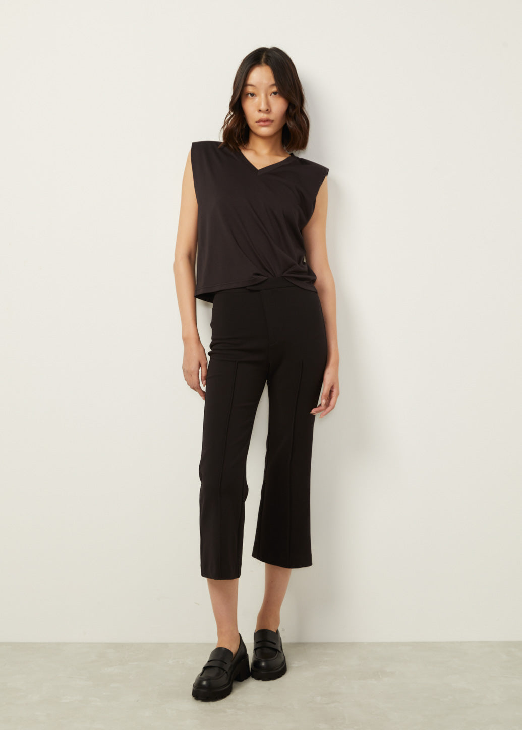 SHOULDER PAD SLEEVELESS TOP