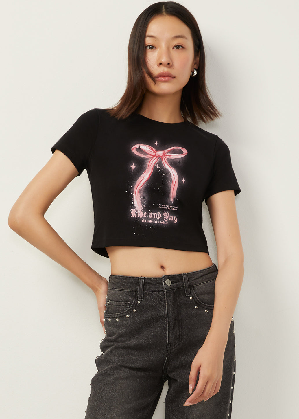 RIBBON GRAPHIC TEE