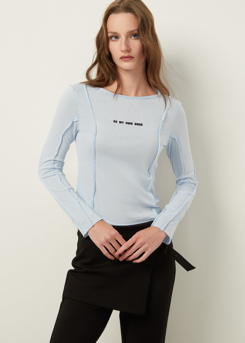 GRAPHIC LONG SLEEVE TOP