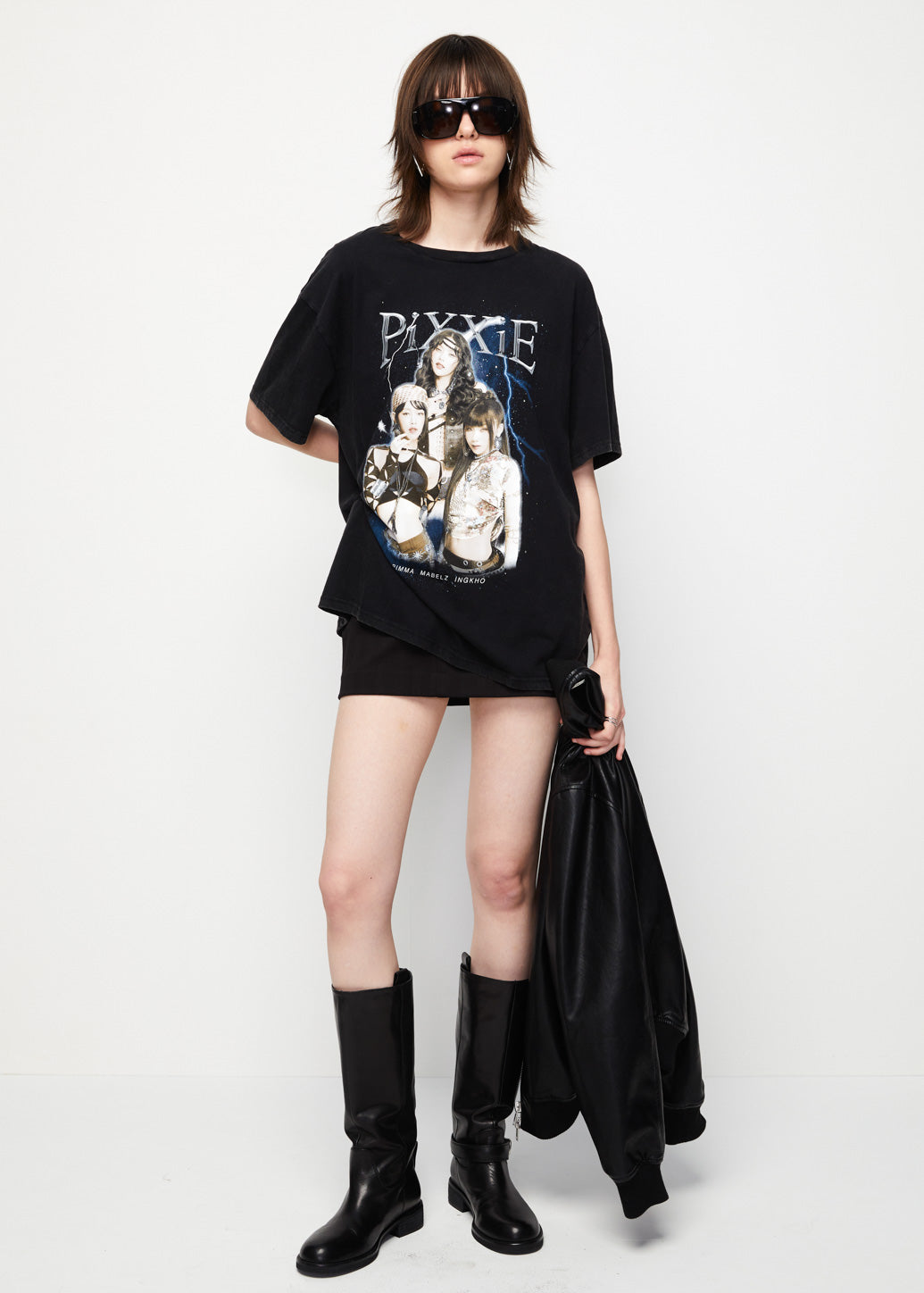 PIXXIE GRAPHIC TEE