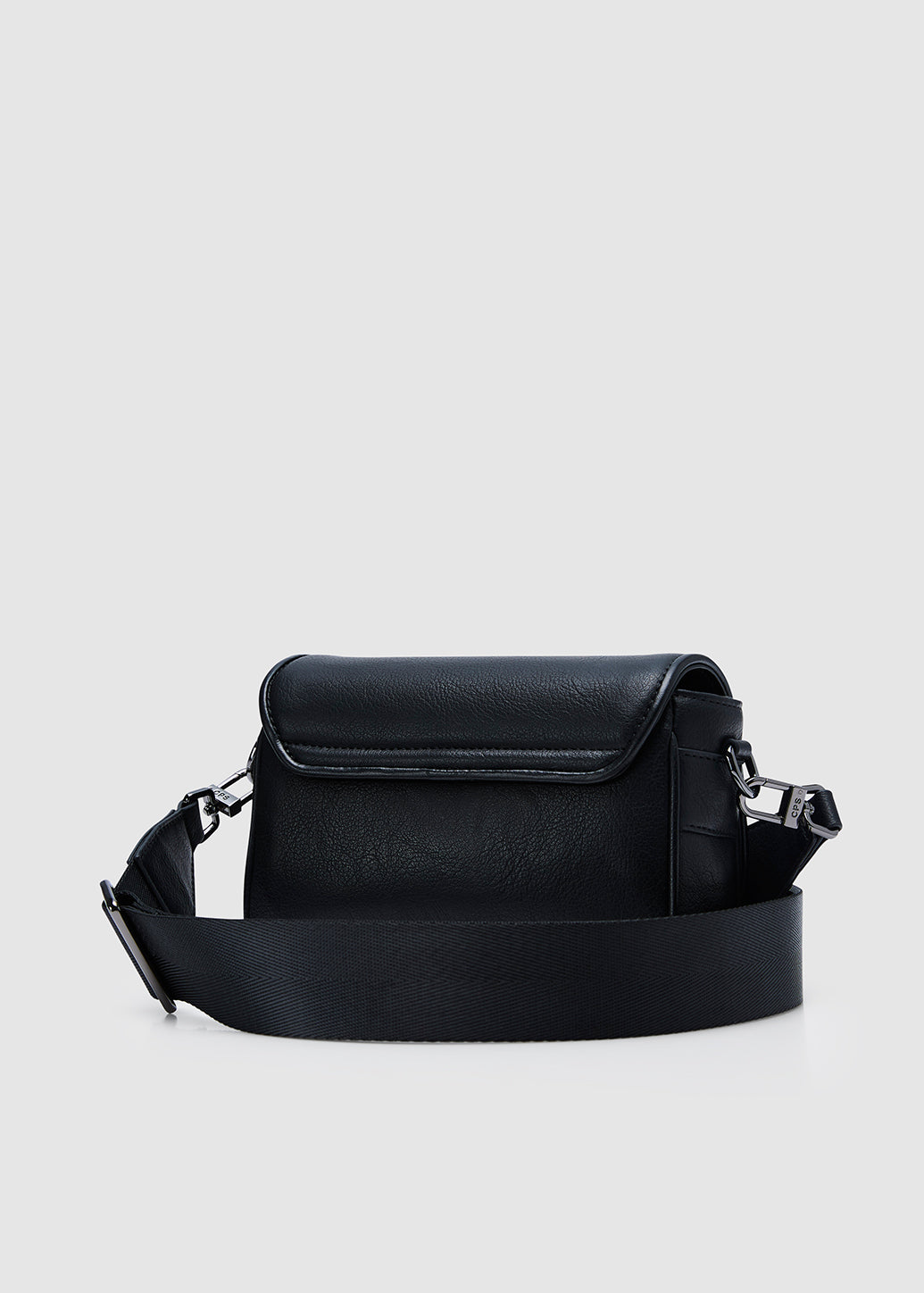 FLAP CROSSBODY BAG