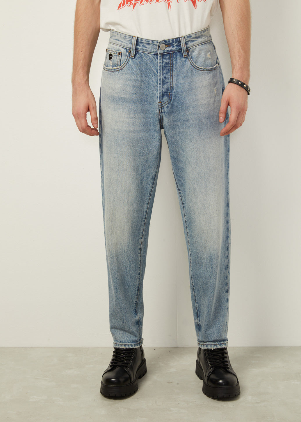 CLASSIC SLIM JEANS