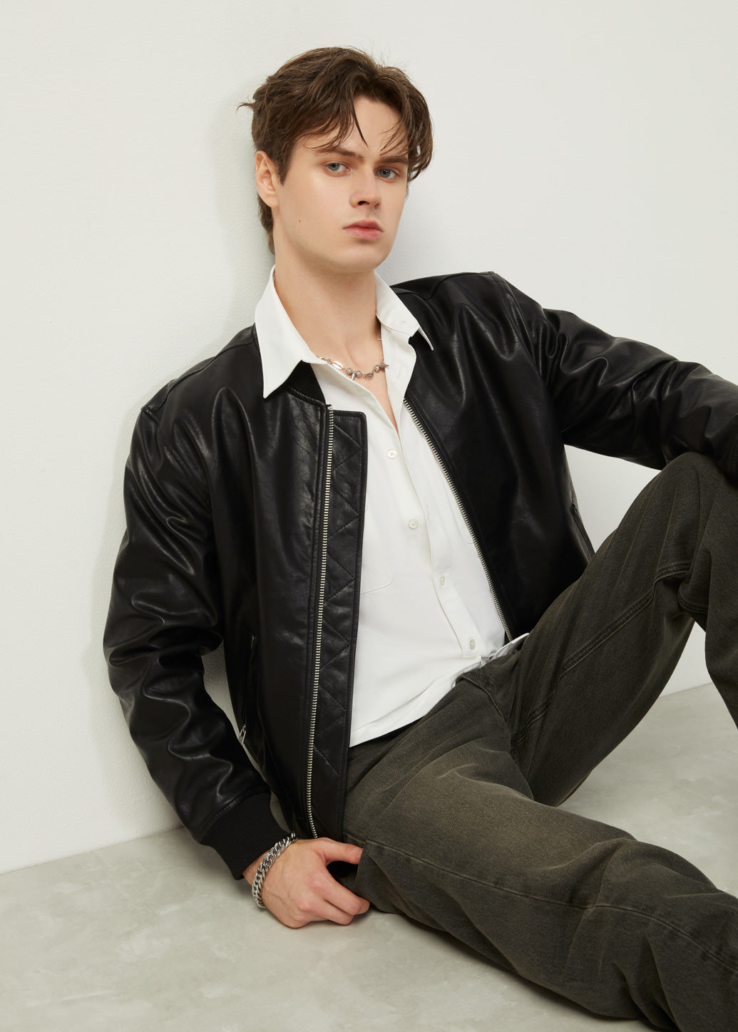 LEATHER BOMBER JACKET