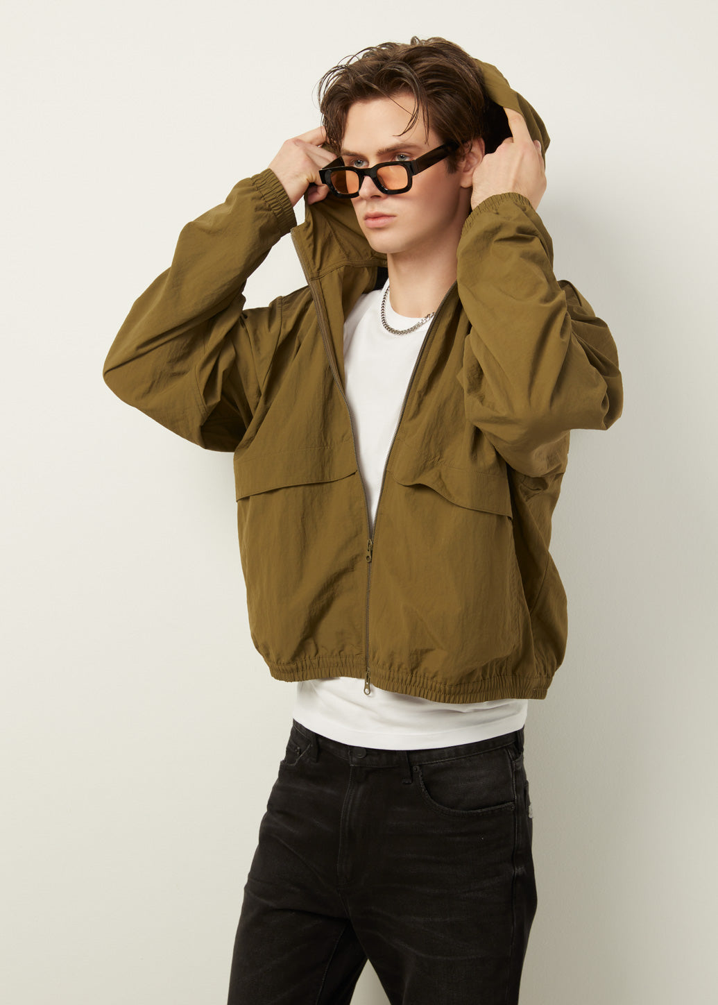 HOODED WINDBREAKER