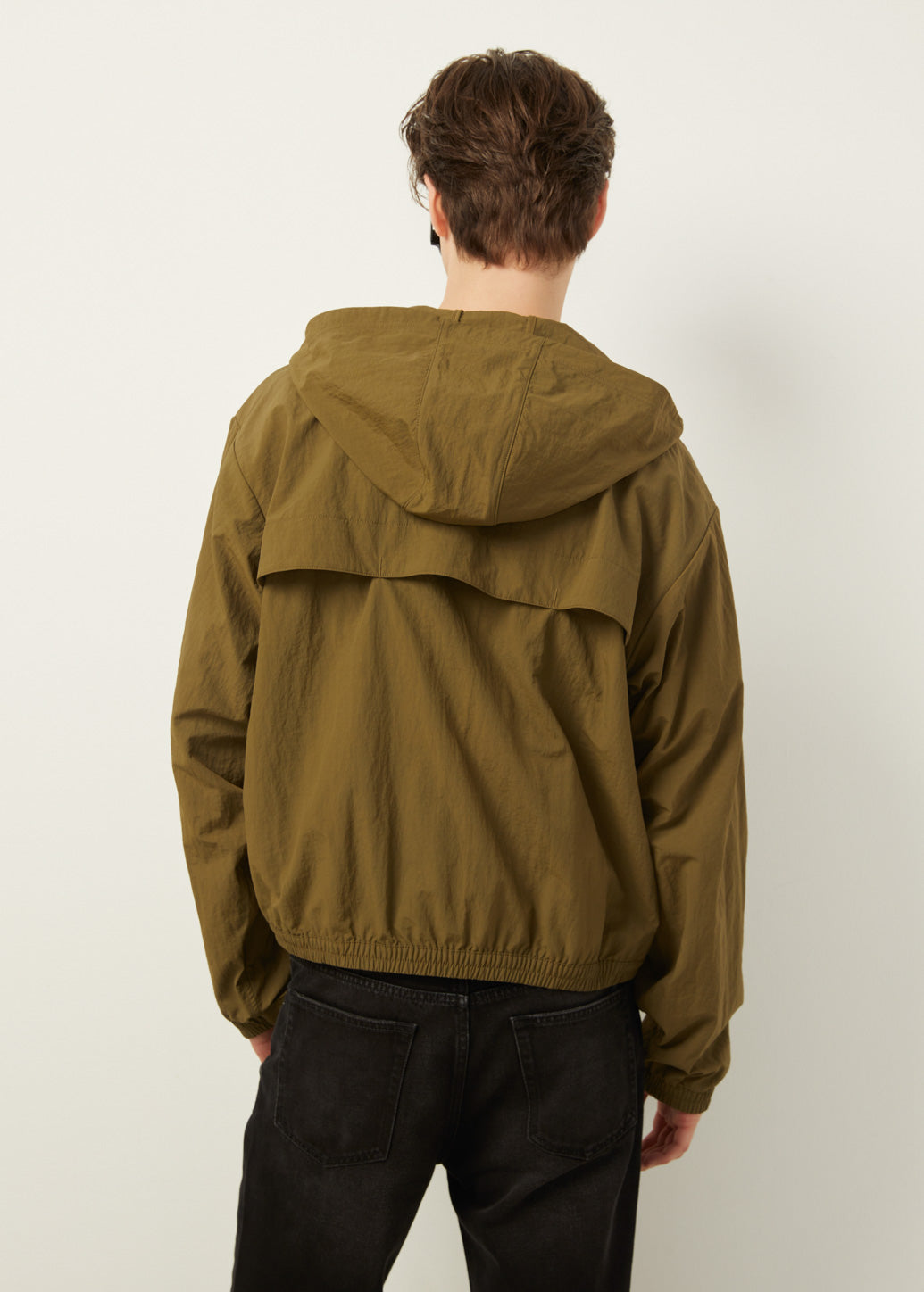 HOODED WINDBREAKER
