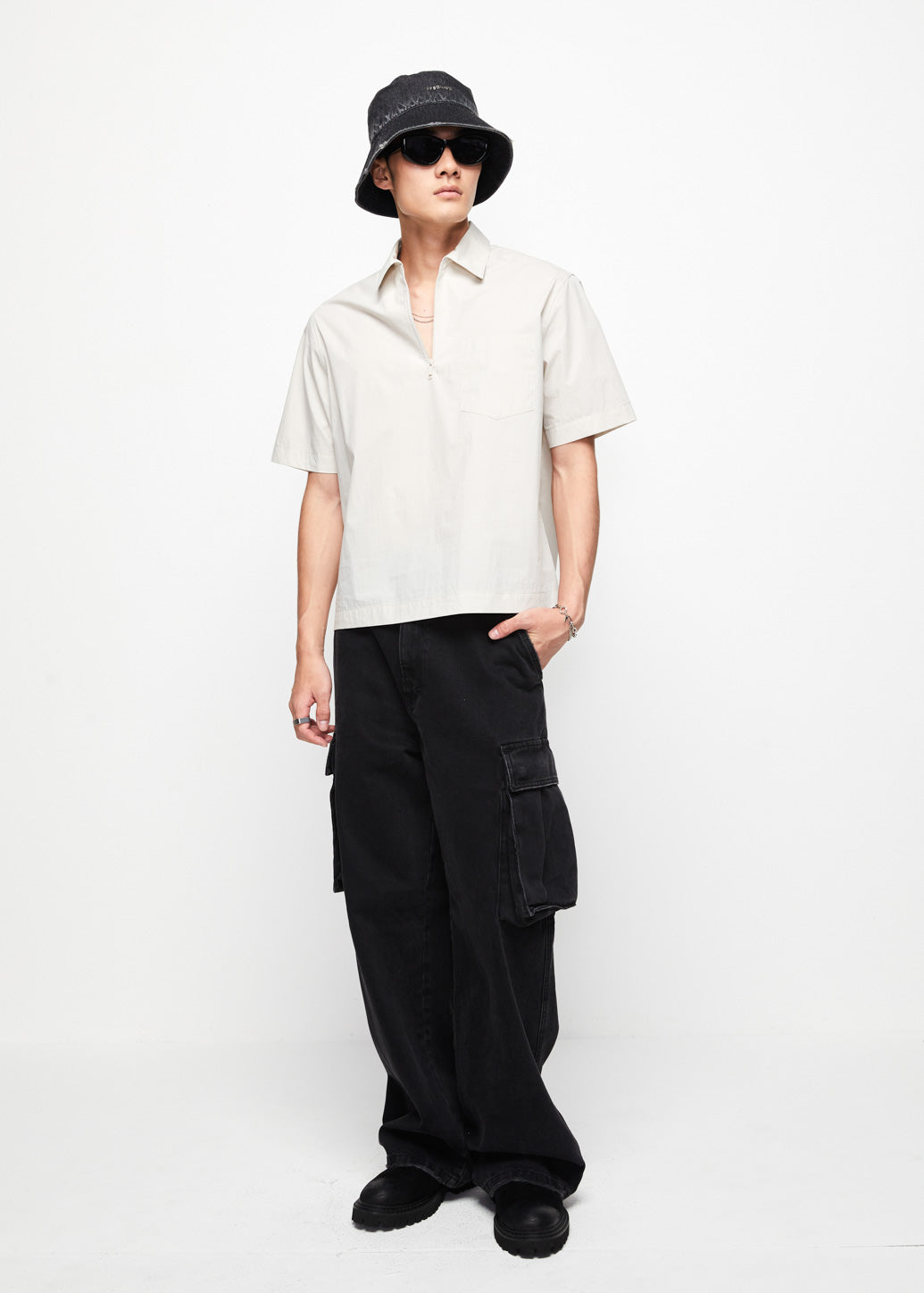 HALF-ZIP RELAXED FIT SHIRT