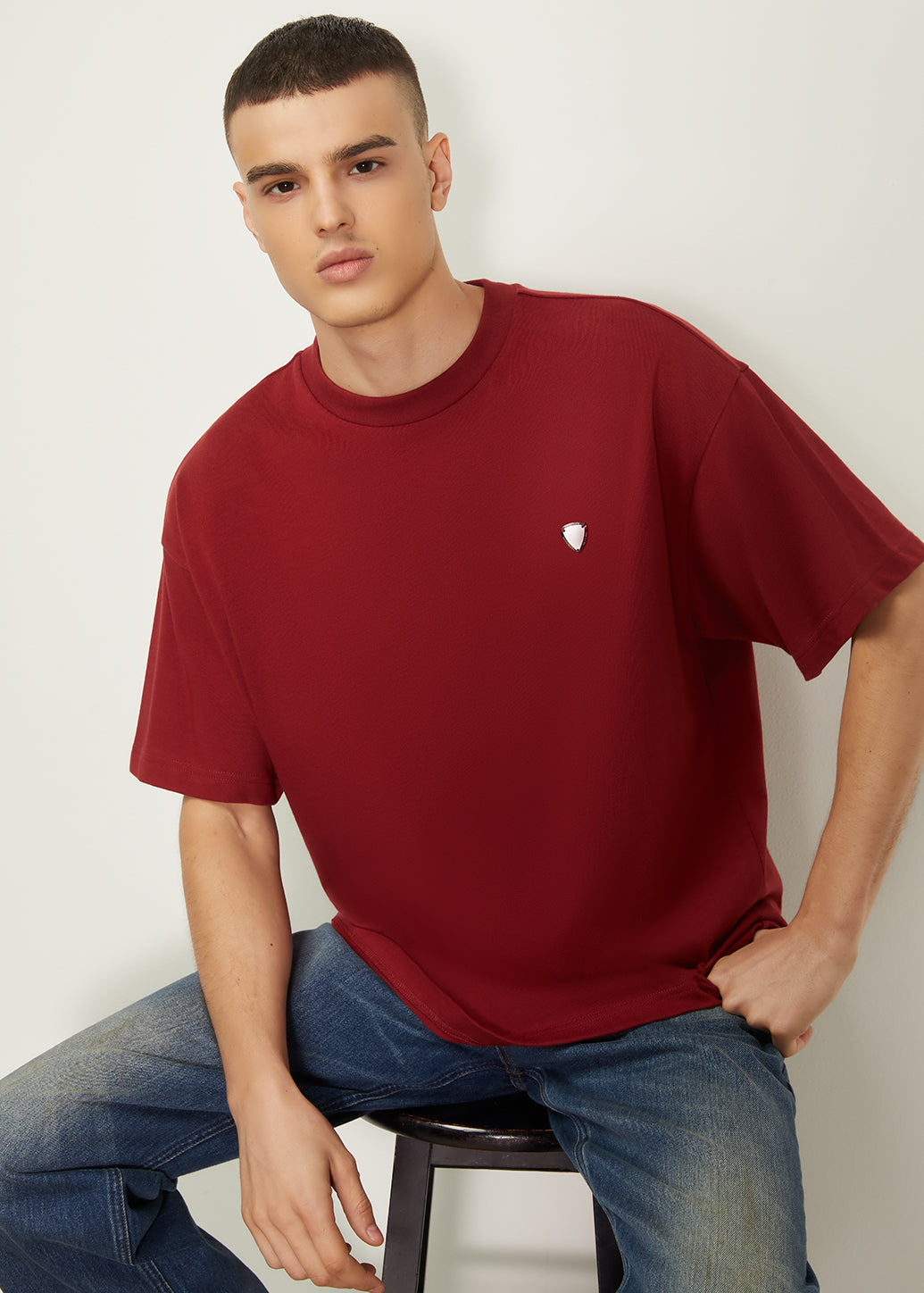 SYMBOLIC LOOSE-FIT TEE