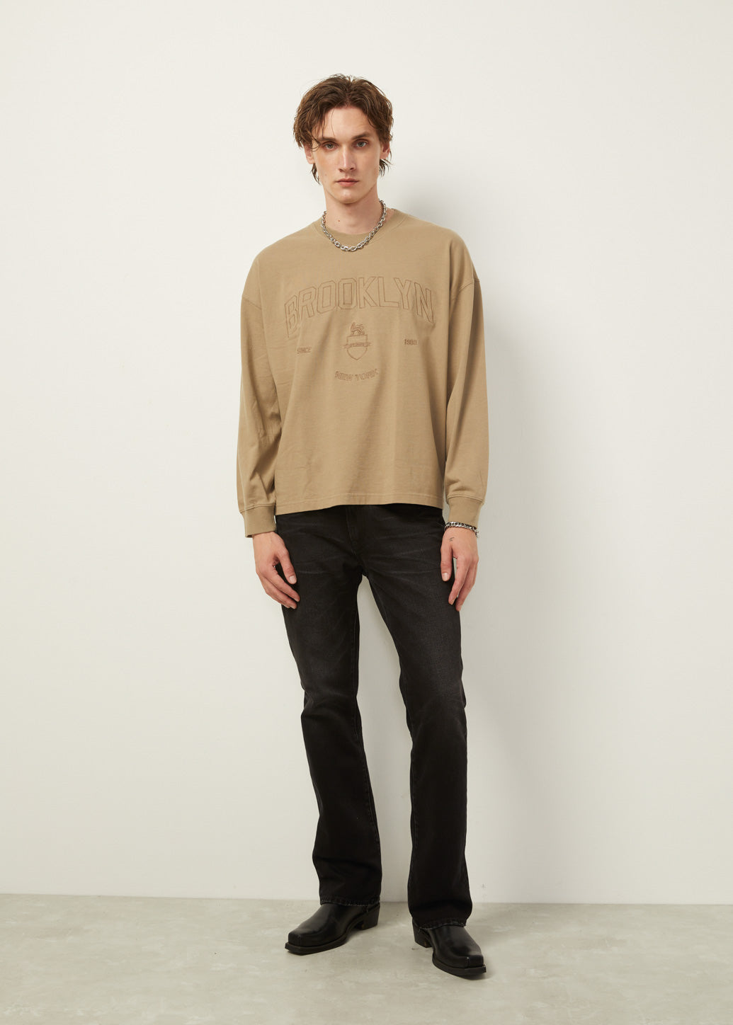 EMBROIDERED BROOKLYN SWEATER