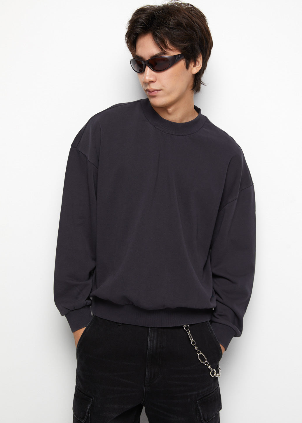 CLASSIC BLACK SWEATSHIRT - CPS Chaps Official Store
