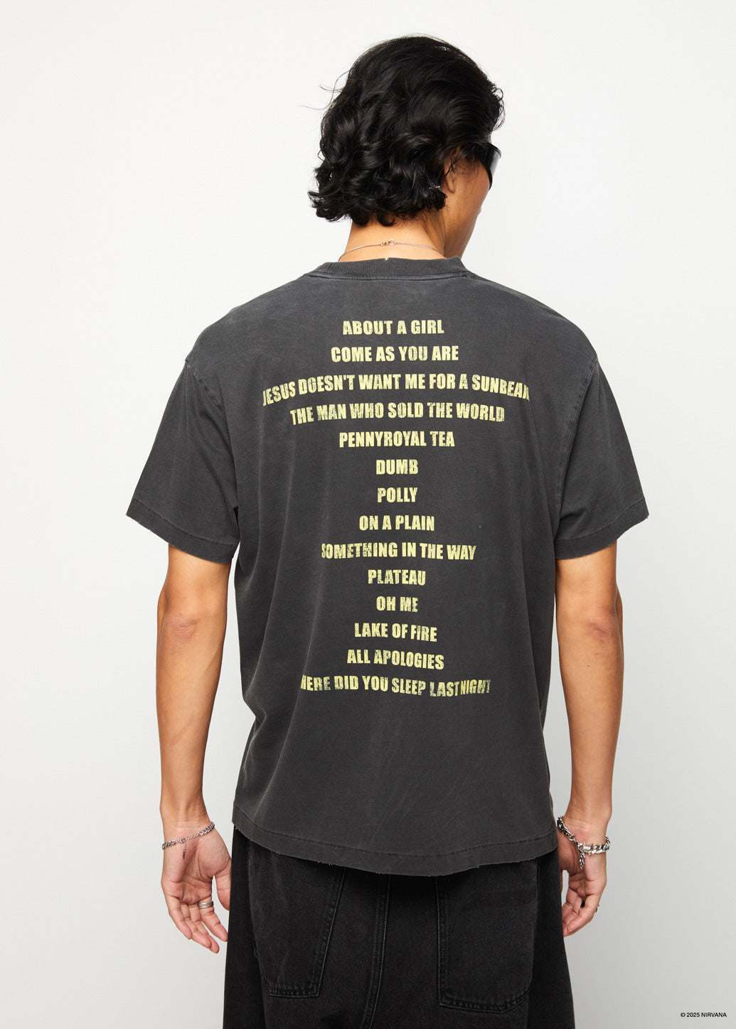 NIRVANA NEVERMIND GRAPHIC TEE