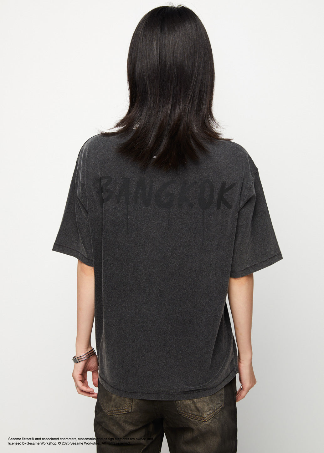 OVERSIZED SESAME GRAPHIC TEE