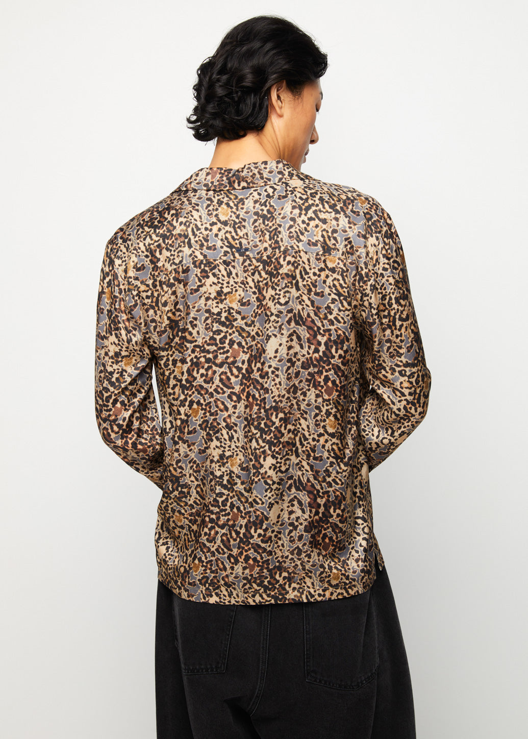 LONG SLEEVE LEOPARD PRINTED SHIRT