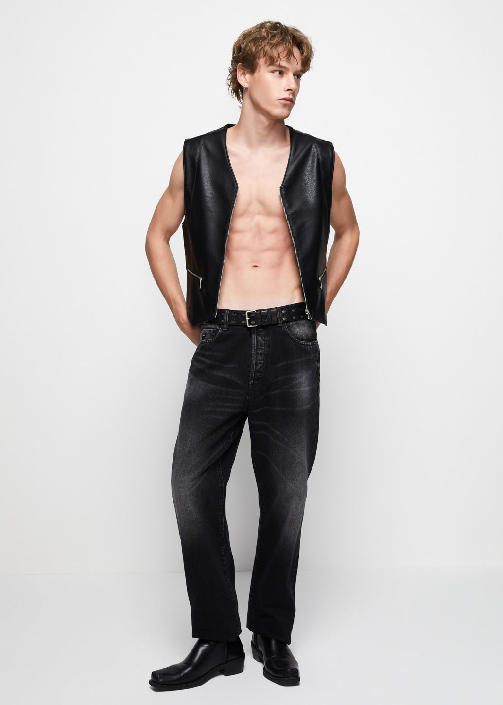 ZIPPED LEATHER VEST Black / XL