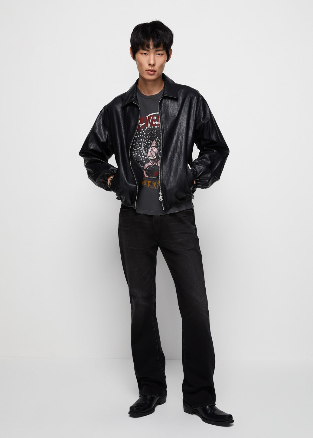 EMBRACE THE DARKNESS GRAPHIC TEE Black / XL