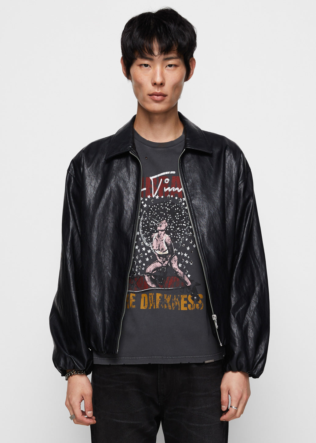 EMBRACE THE DARKNESS GRAPHIC TEE Black / XL