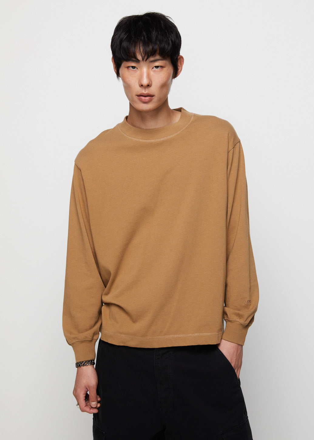 LOGO EMBROIDERY LONG SLEEVE TEE