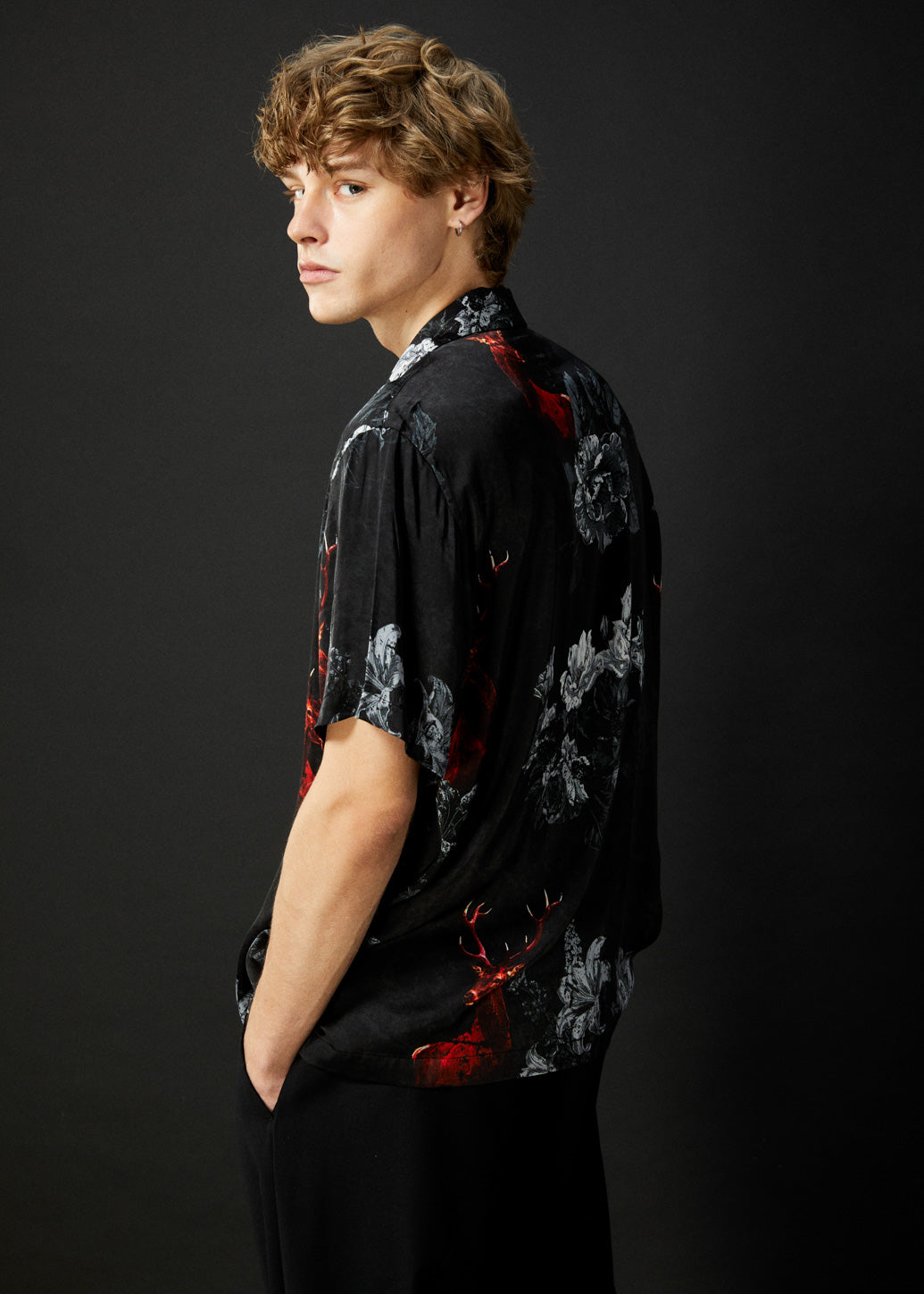 REINDEER GRAPHIC HAWAI SHIRT