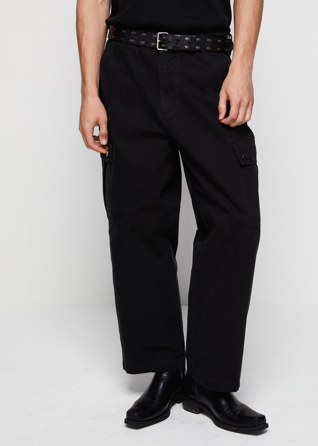 BLACK LOOSE FIT CARGO PANTS