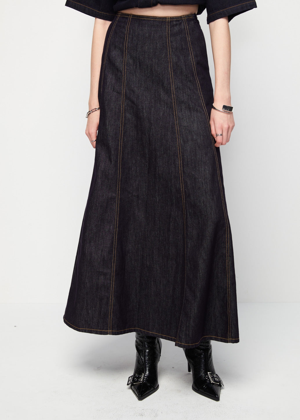 A-SHAPE DENIM MAXI SKIRT