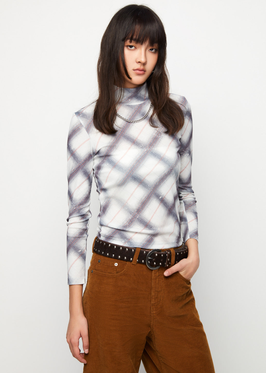 CHECKERED MOCK NECK TOP