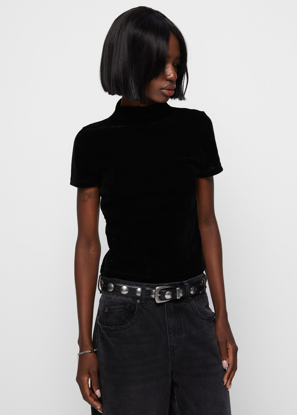 BASIC MOCK NECK TOP