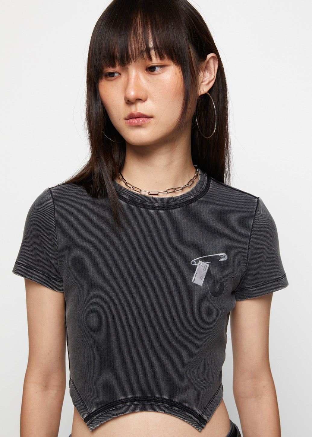 C DIAMOND STUD TEE